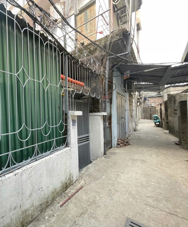 BÁN ĐẤT TẶNG NHÀ – DT 50M2 – MT 4M – GIÁ 6,5 TỶ.